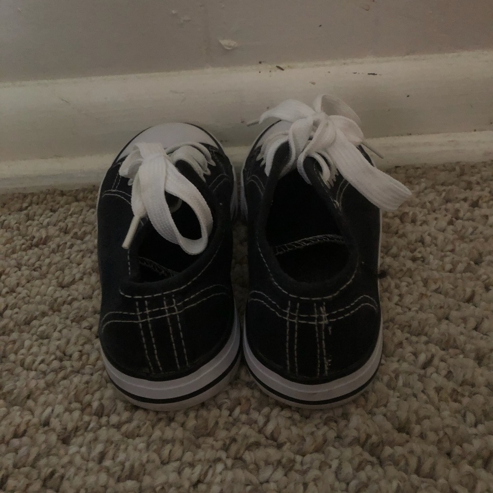 Children's Converse - Picture 4 of 4